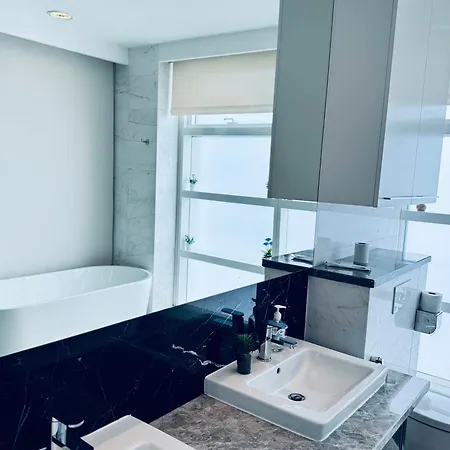 Faced Suites Platinum Klcc Kuala Lumpur Exterior photo