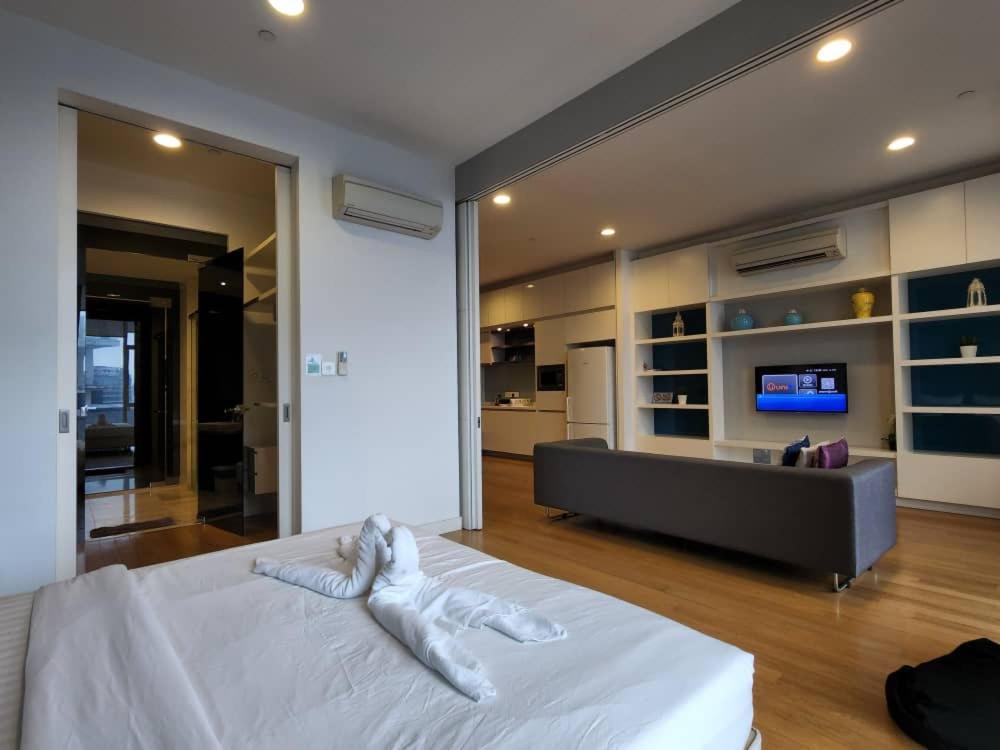Faced Platinum Klcc Apartment *